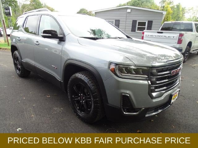 2023 GMC Acadia AT4