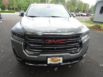 2023 GMC Acadia AT4