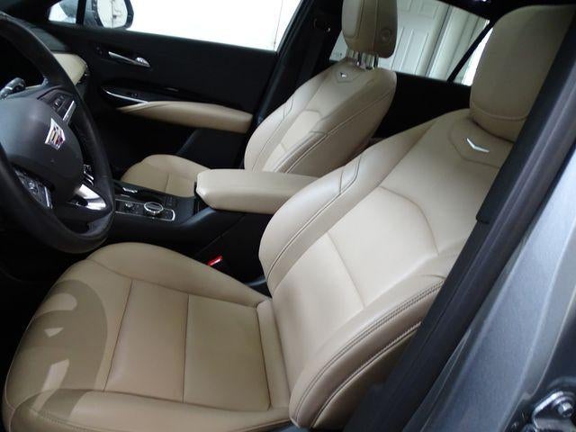 2024 Cadillac XT4 Luxury