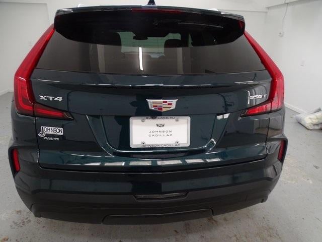 2024 Cadillac XT4 Luxury