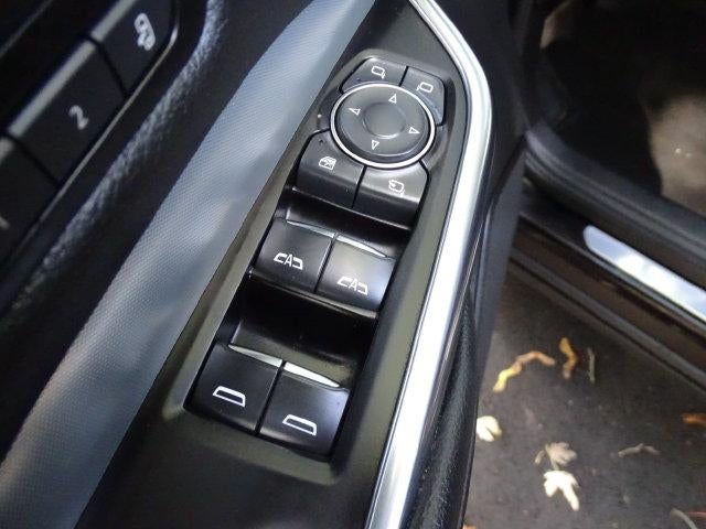2023 Cadillac XT4 AWD Premium Luxury