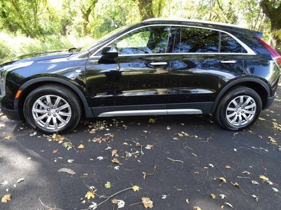2023 Cadillac XT4 AWD Premium Luxury