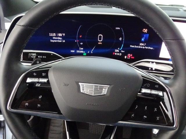2024 Cadillac LYRIQ Luxury 1
