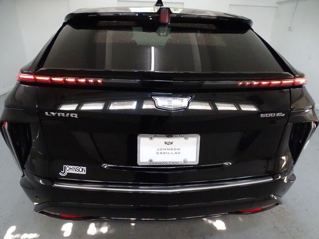 2024 Cadillac LYRIQ Luxury 2
