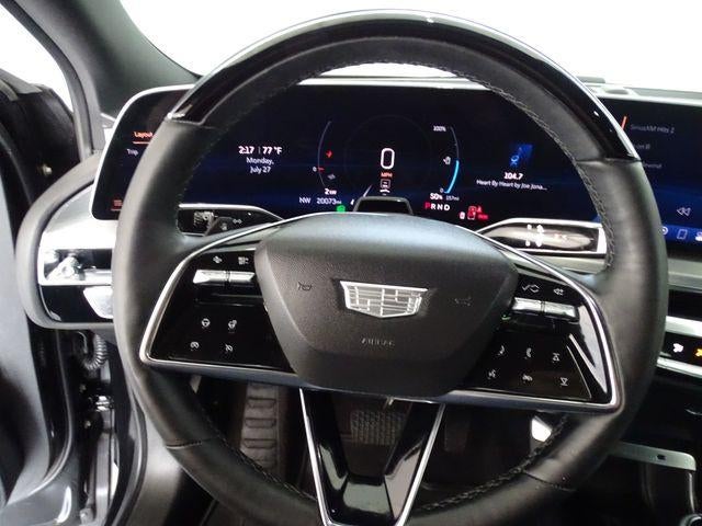 2024 Cadillac LYRIQ Luxury 2