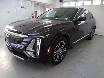 2024 Cadillac LYRIQ Luxury 2