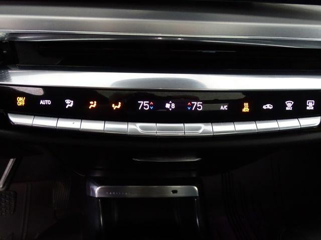 2024 Cadillac LYRIQ Luxury 3