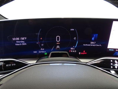 2025 Cadillac LYRIQ Luxury 3