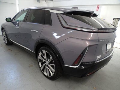 2025 Cadillac LYRIQ Luxury 3