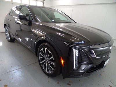 2024 Cadillac LYRIQ Sport 2