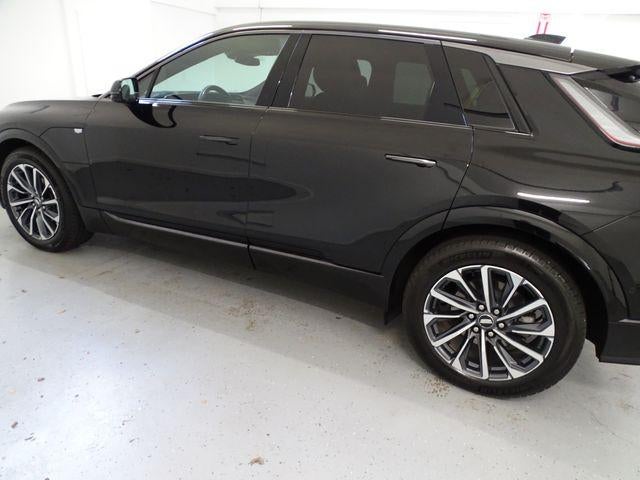 2024 Cadillac LYRIQ Sport 2