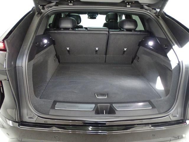 2024 Cadillac LYRIQ Sport 2