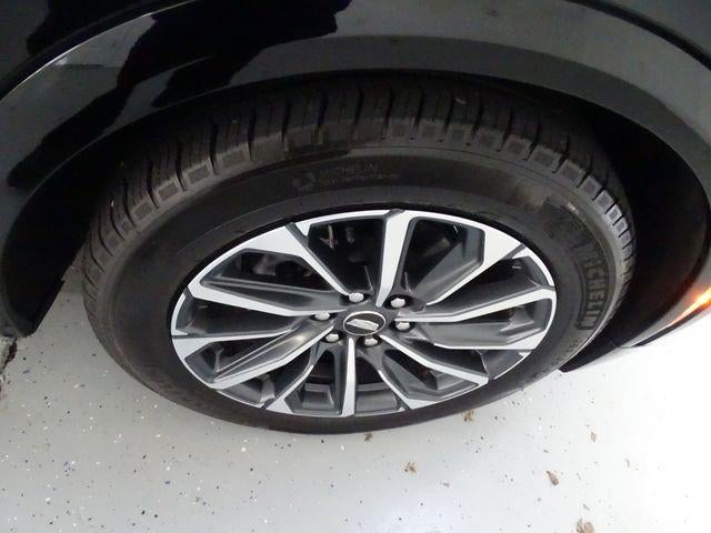 2024 Cadillac LYRIQ Sport 2