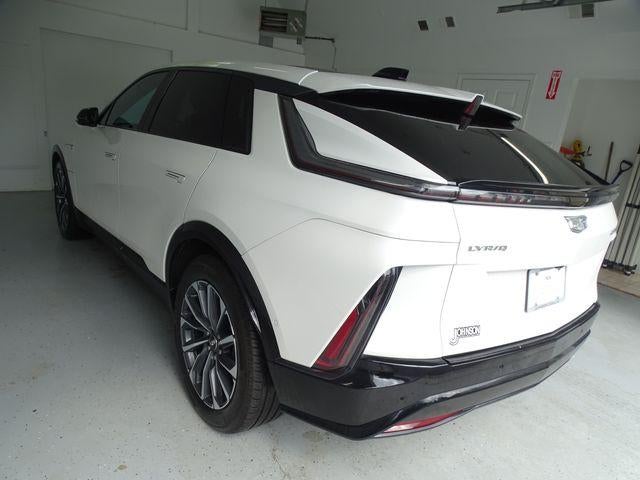 2024 Cadillac LYRIQ Sport 2