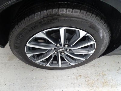 2024 Cadillac LYRIQ Sport 2