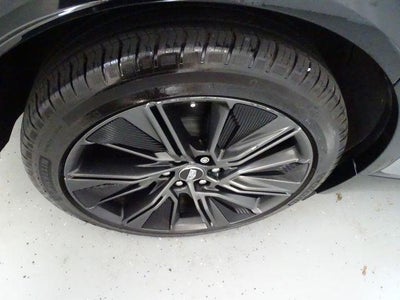 2024 Cadillac LYRIQ Sport 3