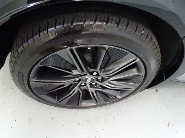 2024 Cadillac LYRIQ Sport 3