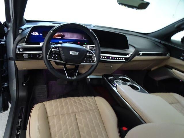 2024 Cadillac LYRIQ Sport 3