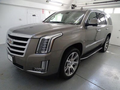 2017 Cadillac Escalade Luxury