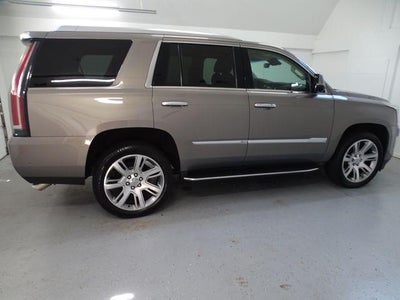 2017 Cadillac Escalade Luxury
