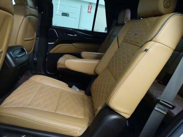 2024 Cadillac Escalade Sport