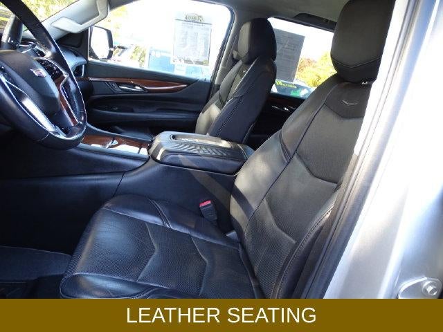 2018 Cadillac Escalade ESV Luxury