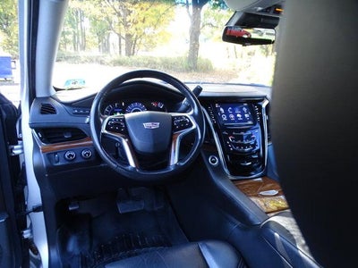 2018 Cadillac Escalade ESV Luxury