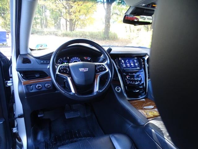 2018 Cadillac Escalade ESV Luxury