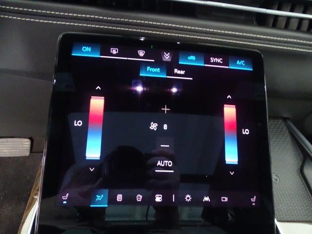 2025 Cadillac Escalade ESV Sport Platinum