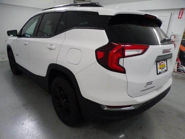 2024 GMC Terrain AT4