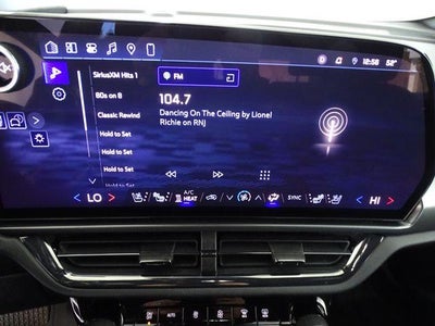 2025 Chevrolet Equinox EV RS