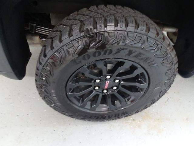 2023 GMC Sierra 1500 AT4X