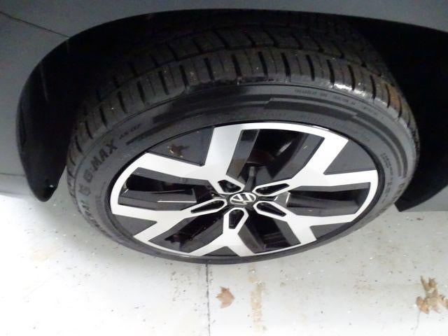 2023 Volkswagen Taos SEL