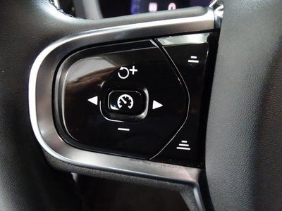 2024 Volvo S60 Plus Dark Theme
