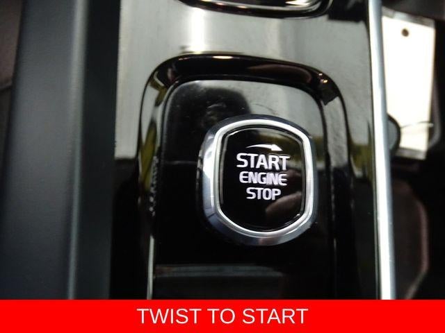 2024 Volvo S60 Plus Dark Theme