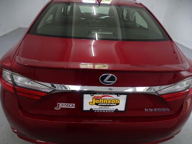 2018 Lexus ES 300h 
